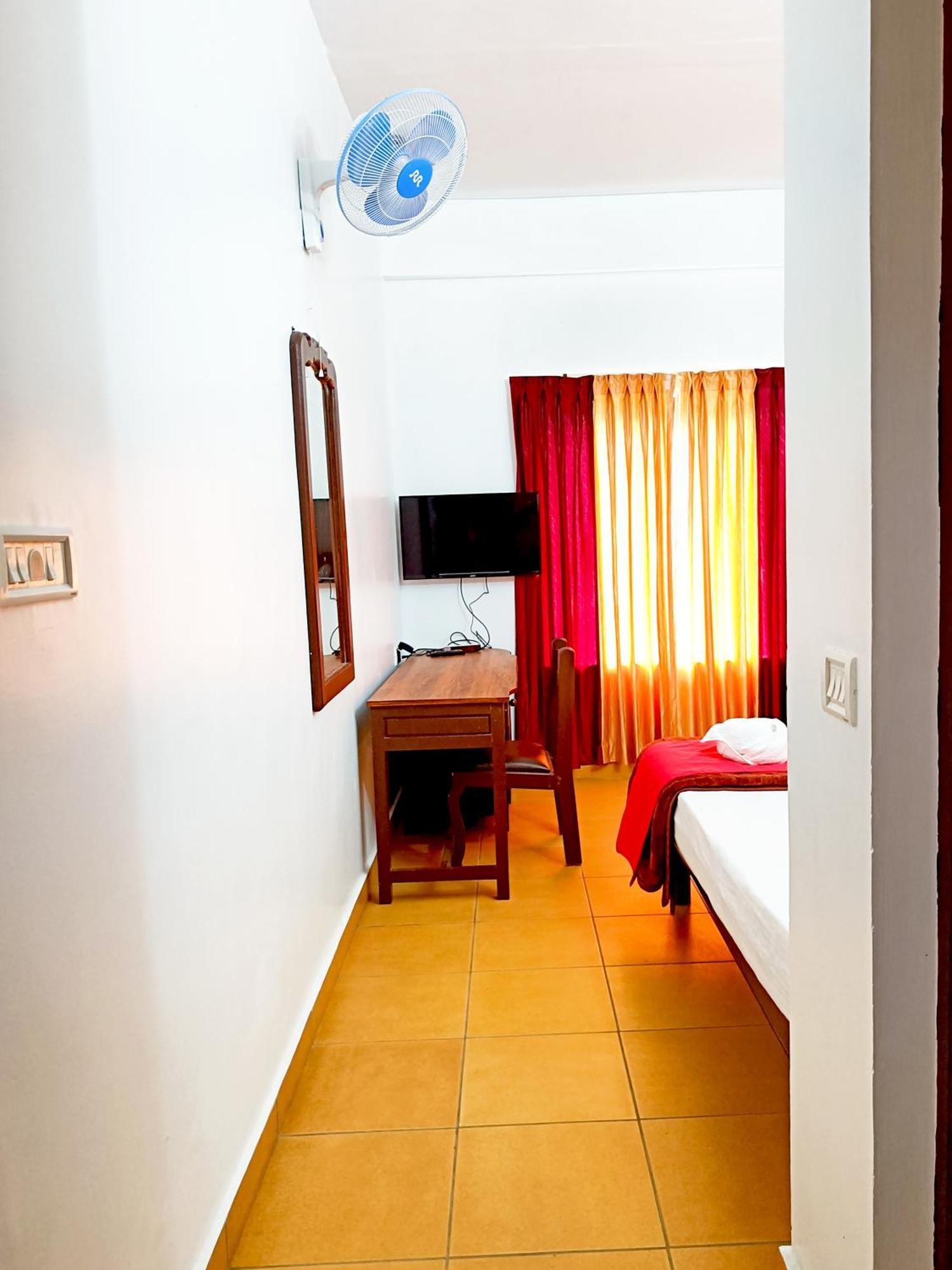 Exotica Holidays Ξενοδοχείο Viripara Εξωτερικό φωτογραφία